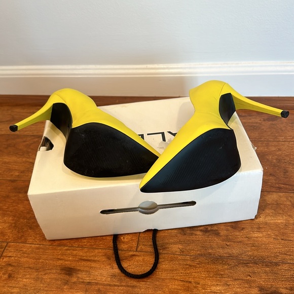 Aldo Forquer heels worn only once. - Picture 3 of 3